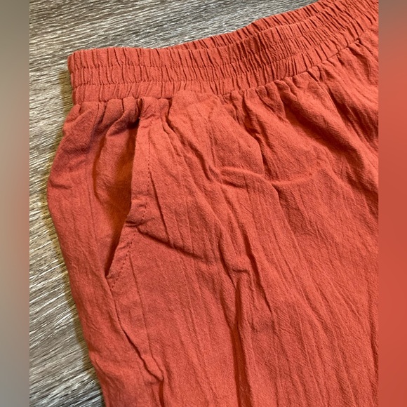 Emery Rose Set Wide Leg Pant and Short Sleeve Top - Picture 6 of 16